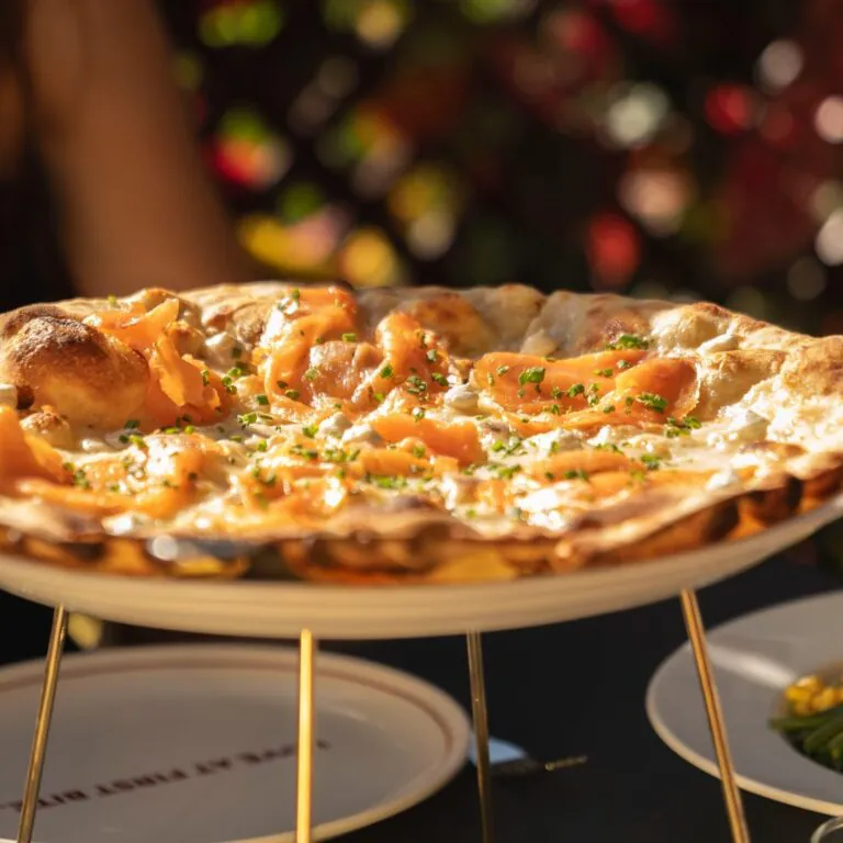 Crazy pizza Briatore a Napoli, ci siamo: ecco la data dell’inaugurazione