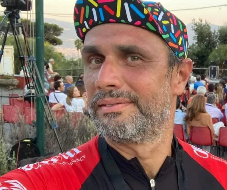 Comunità in lutto: si spegne ciclista, fissati i funerali. Lascia moglie e figli