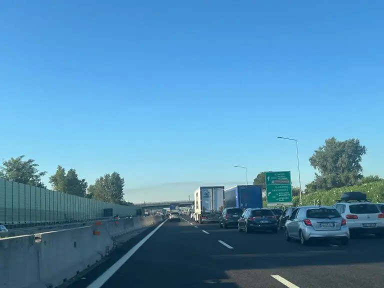 L’esodo è un inferno, 9 km di coda in autostrada