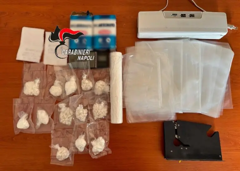 Droga nel portavivande per bambini, trovati 3 etti
