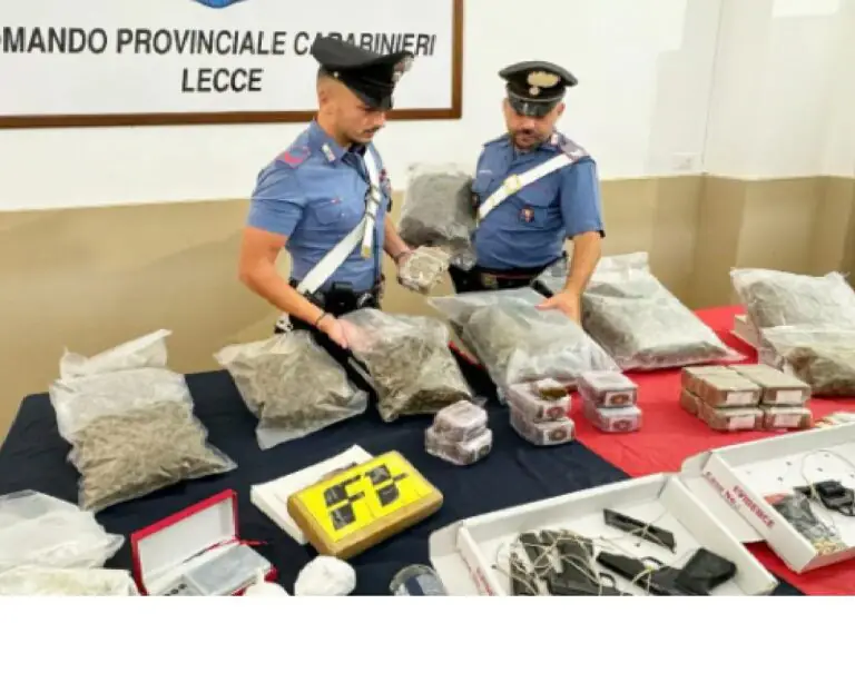 Pregiudicato “nostrano” becccato in Salento con 12 chili di droga e 3 pistole