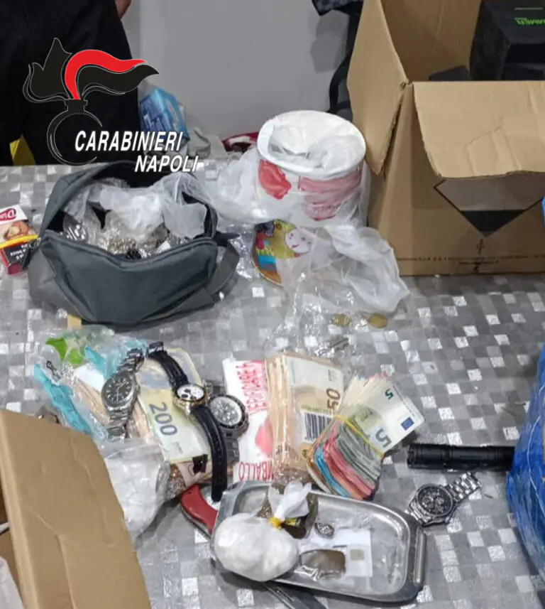 Droga e orologi di lusso, 3 fermati nella retata