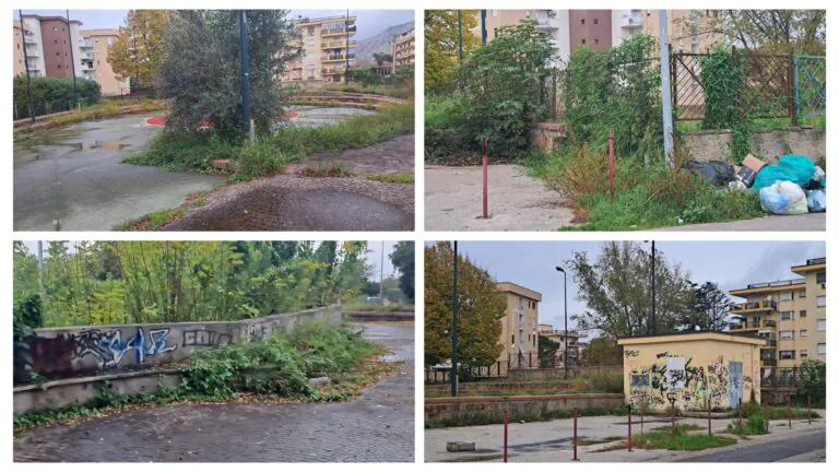 Villetta comunale nel degrado: rifiuti ed erbacce ovunque