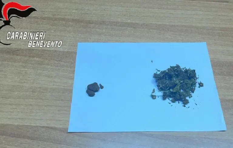 Droga nella movida, 3 giovani nei guai