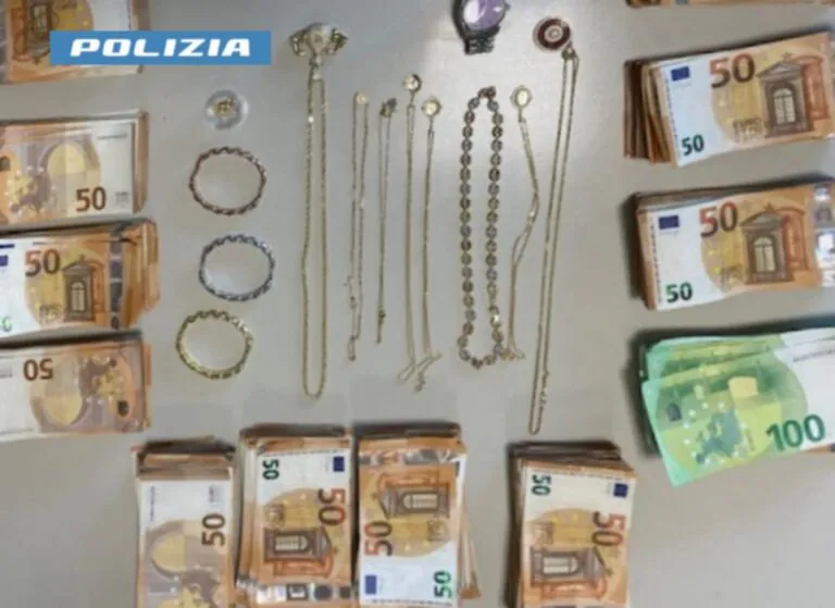 Gioielliere sotto pressione per denaro e preziosi: a processo figlio del boss e altri 6