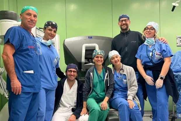 Eseguito primo intervento di chirurgia robotica in un ospedale Casertano