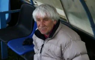 Lutto nel mondo del calcio: muore ex calciatore Casertano