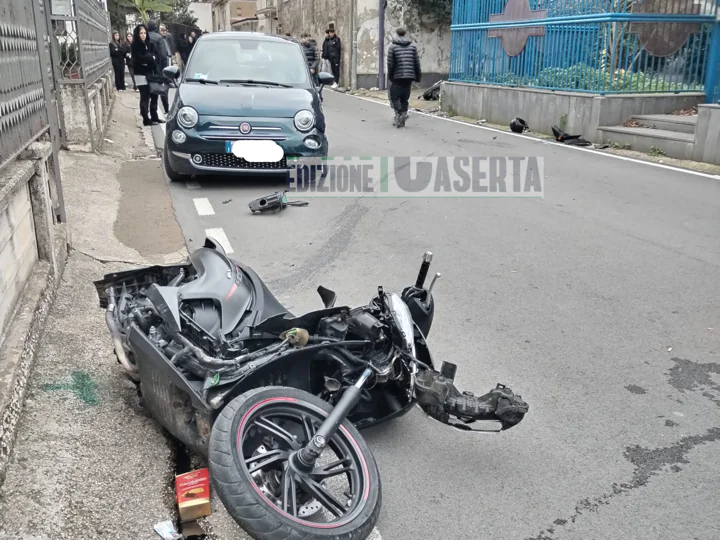 Incidente terribile nella frazione: centrato centauro 16enne. Trasportato d’urgenza