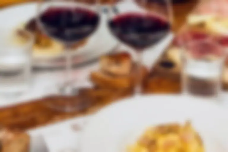 Boccone di traverso, choc al ristorante: in sala c’è un medico