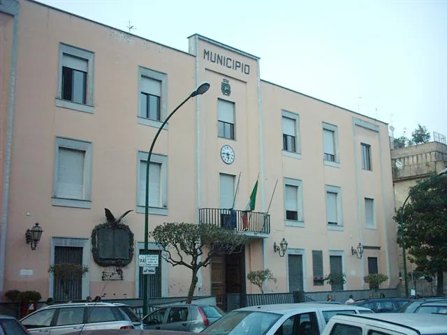 Comune assume 8 diplomati come istruttori amministrativi