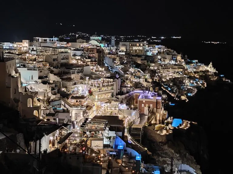 Terremoto 5,2 isola greca super turistica in stato di emergenza