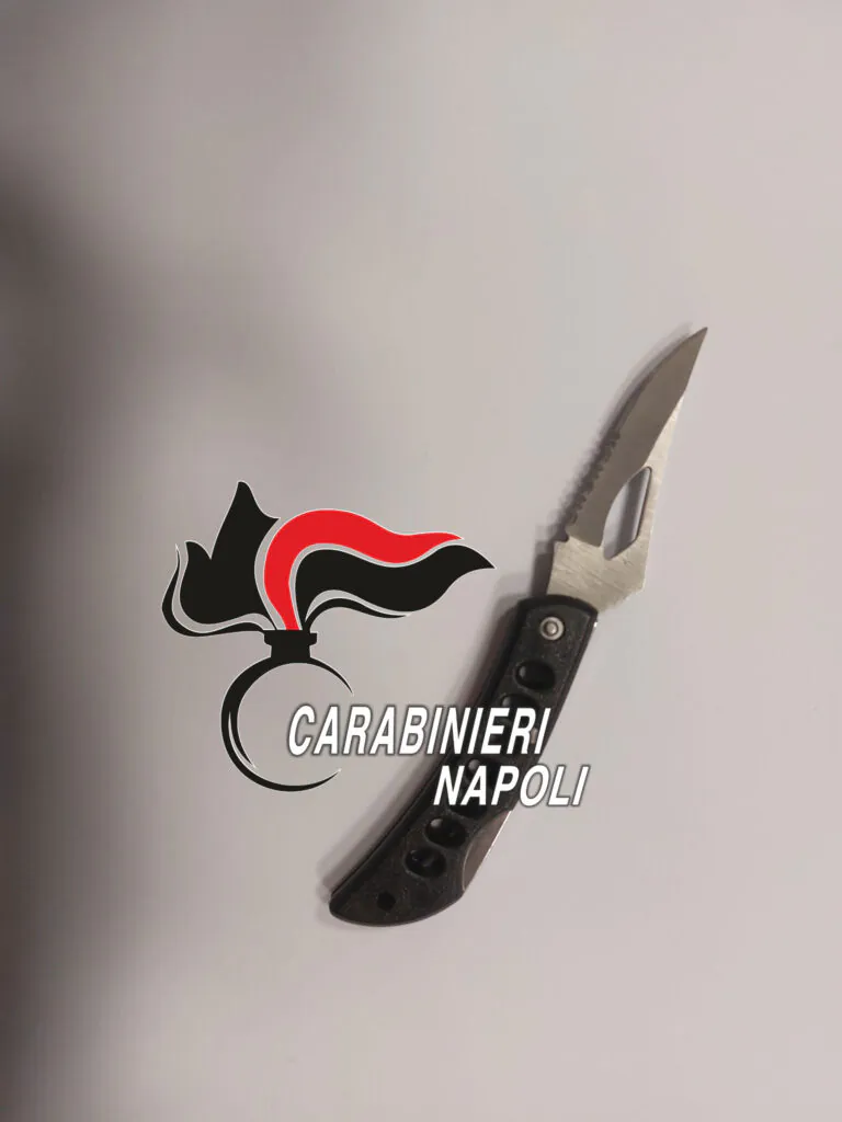 Accoltellato a 14 anni fa due coetanei