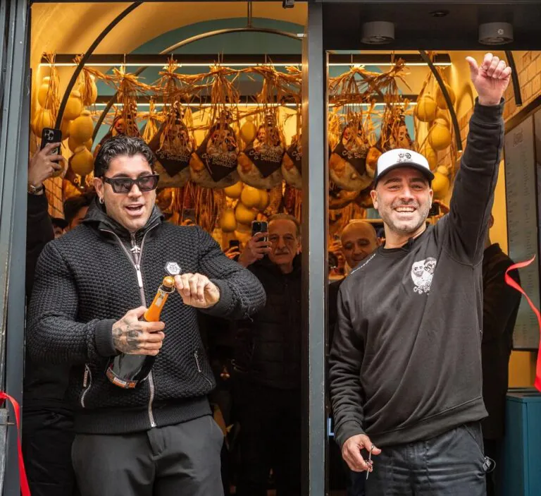 “Con mollica o senza”: grande successo per l’inaugurazione del nuovo store