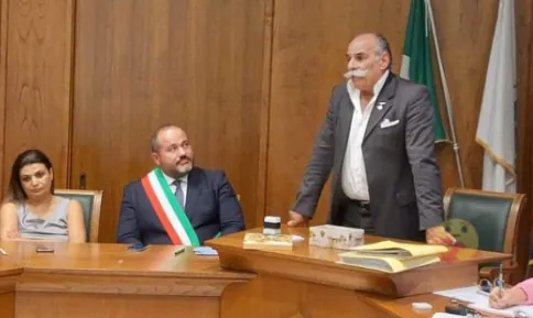 Stellato si dimette da presidente per andare in giunta: maggioranza sempre più di centrosinistra