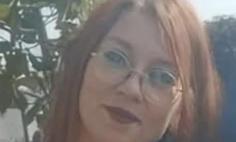 Precipita nel burrone e muore mentre è in videochiamata: aveva 28 anni