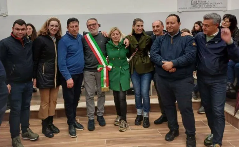 Attacchi sessisti e allusioni contro l’assessora: la solidarietà del Sindaco e della maggioranza