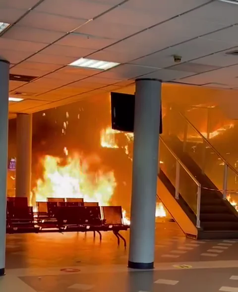 Paura in ospedale: scoppia incendio nella struttura