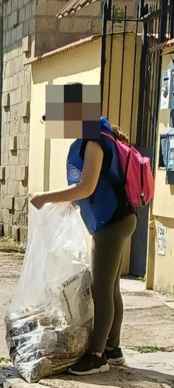 Pulisce le strade per amore del territorio a 10 anni, il sindaco: “Con bambini così il futuro è al sicuro”