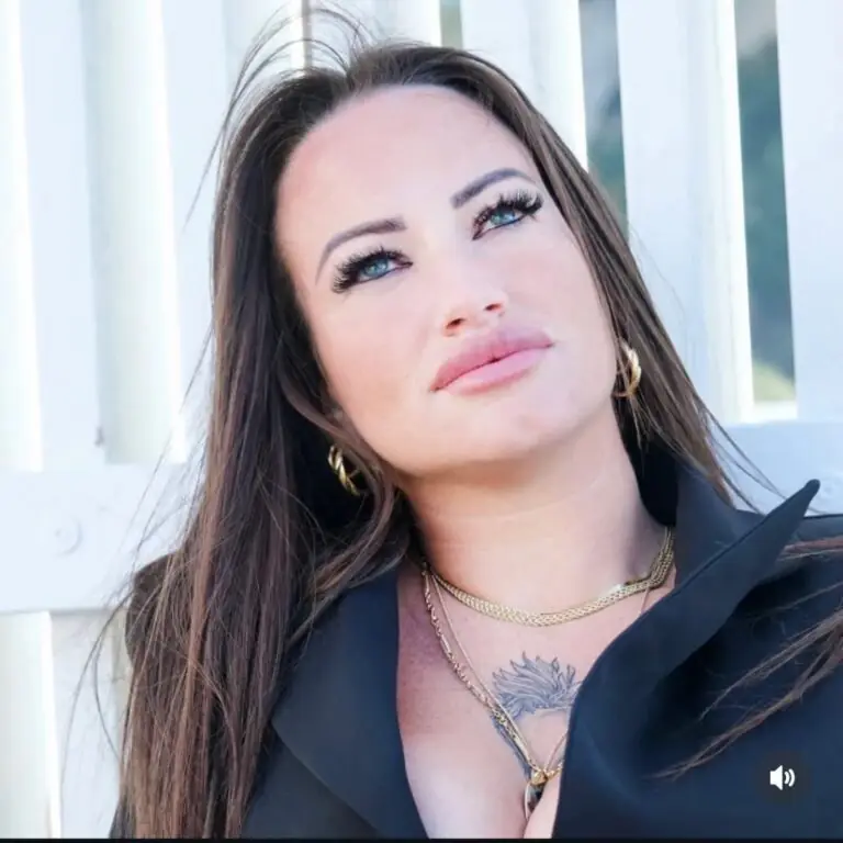 Non accetta la fine della relazione, le spara e poi si suicida. Daniela muore in ospedale