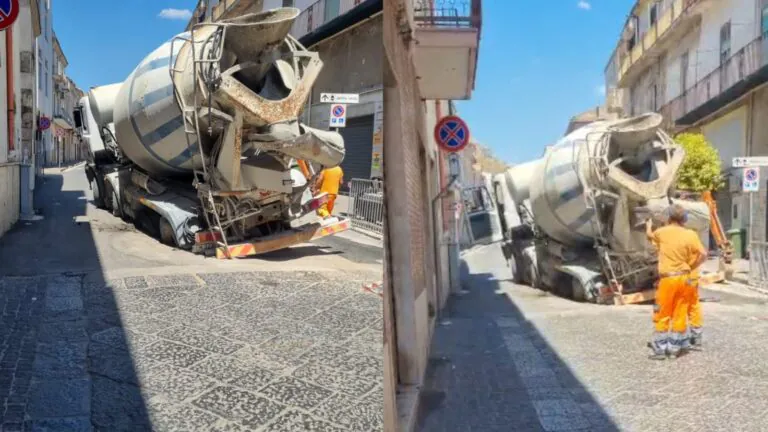 Cede manto stradale, autobetoniera resta bloccata. Disagi alla circolazione