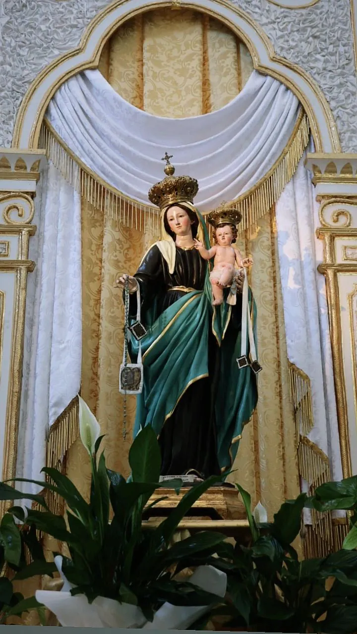 Storia e tradizione della Madonna del Carmelo, tra le devozioni più antiche e più amate
