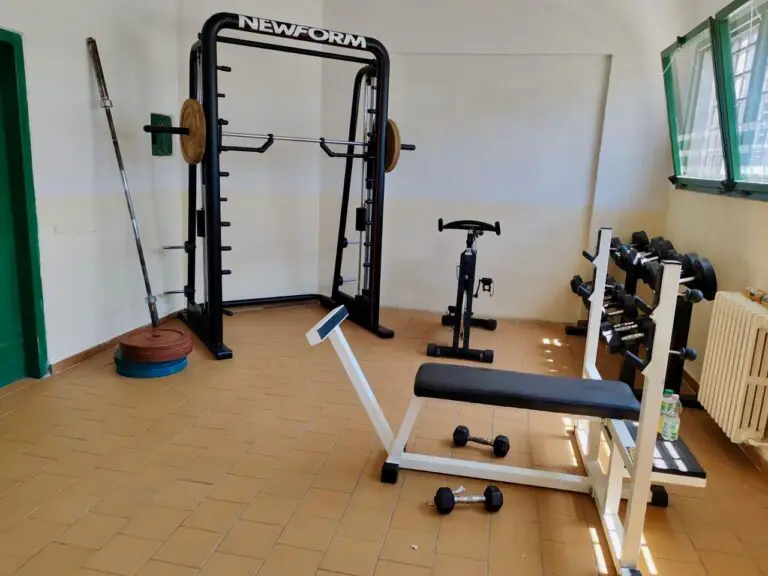 Camera Penale e associazionidonano una palestra ai detenuti