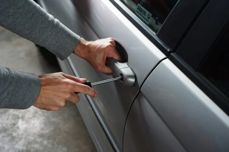Furti in aumento, ecco le 2 auto più rubate in Italia