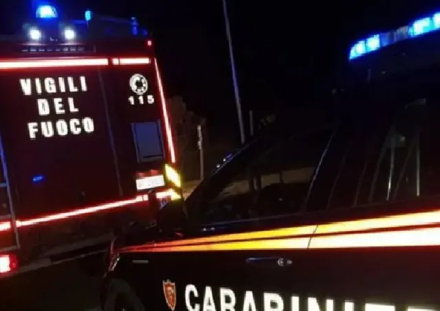 Bomba esplode contro pizzeria: boato scuote mezza città