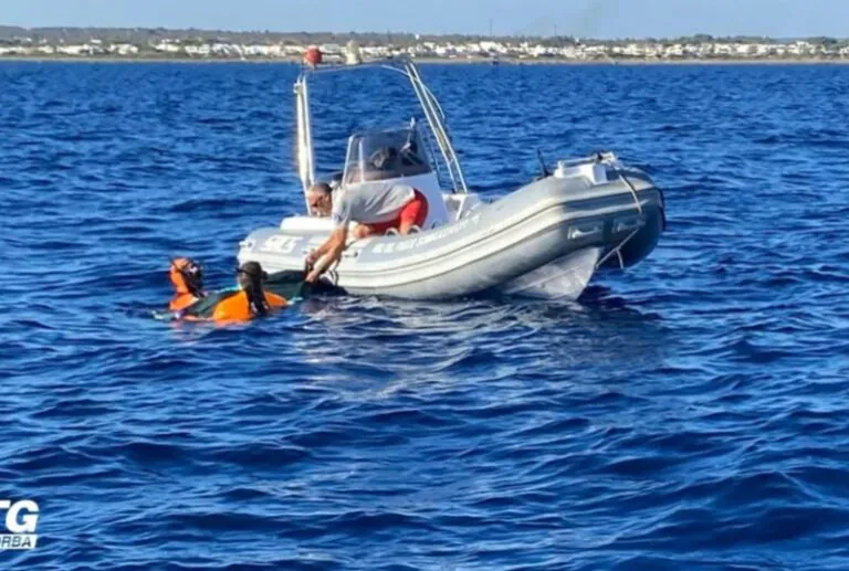 Si tuffa in mare, trovato morto dopo 2 giorni