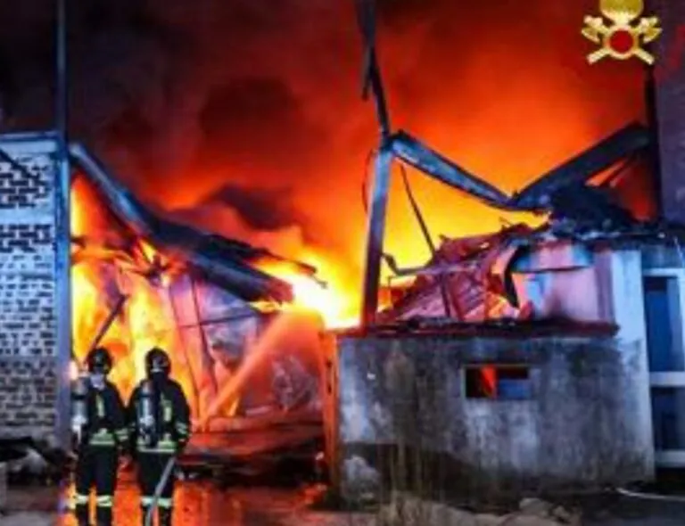 Due settimane di fiamme e veleni, ecco le ultime analisi Arpac