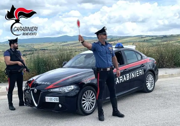 Ubriachi alla guida ci rimettono la patente