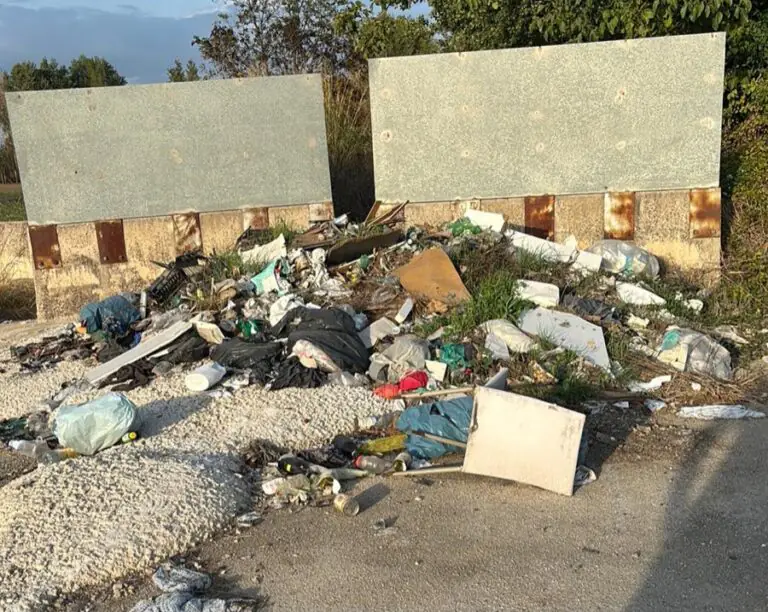 Discarica a cielo aperto: spuntano amianto e rifiuti tossici