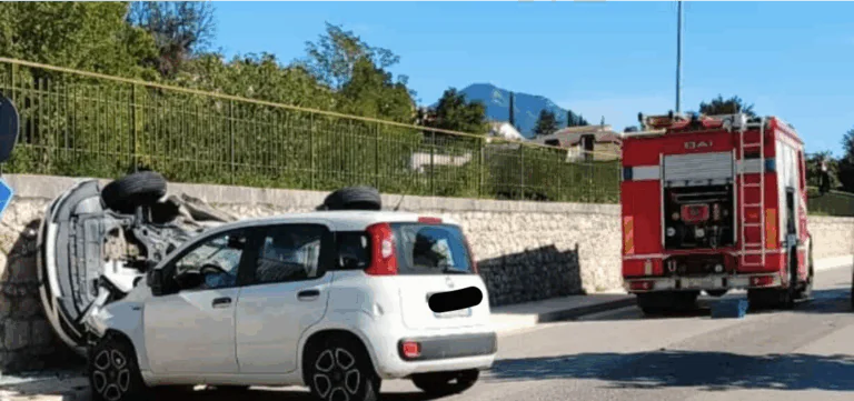 Impatto terrificante sulla Provinciale: trasportati d’urgenza