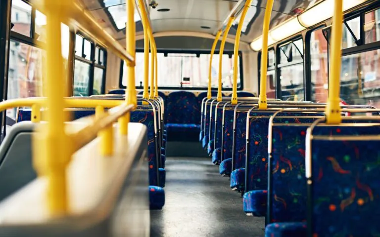 Bonus trasporti Campania 2025, come avere l’abbonamento gratuito