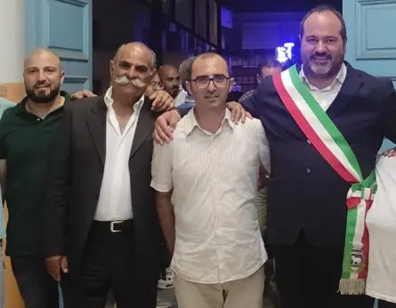 Patrocinio morale alla Cena in bianco solidale, la delibera non passa: 3 contrari e un astenuto