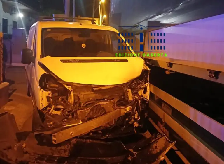 Brutto incidente all’alba nella frazione: 50enne in ospedale