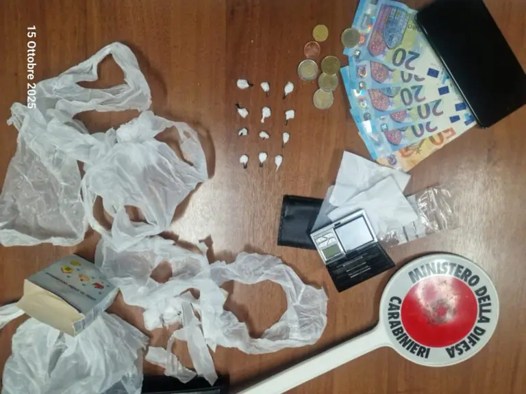 Volto noto beccato con la droga nella sua Polo dopo doppia perquisizione