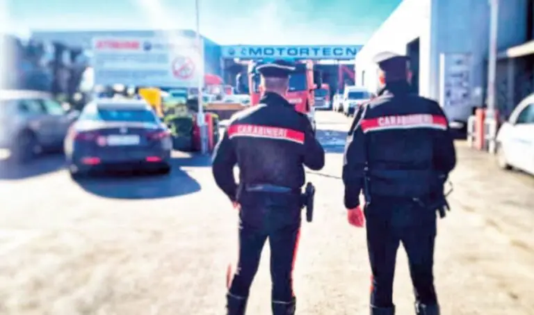 Esplosione nell’autodemolizioni, muore operaio 31enne