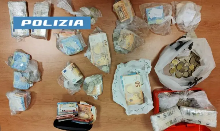 Retata antidroga, scatta arresto: nei guai pure 3 donne