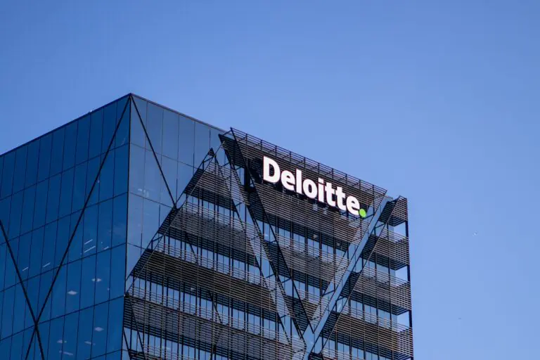 Deloitte, via al maxi piano di assunzione: 3.000 posti