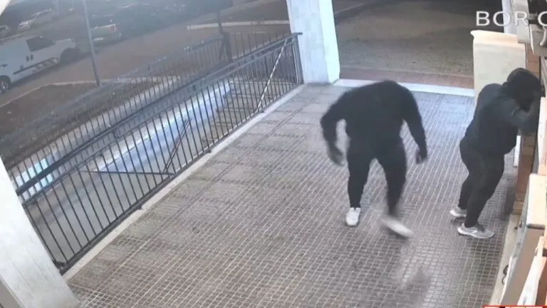 Ladri messi in fuga in 30 secondi dai Guardiani Virtuali: è il quarto tentativo sventato – VIDEO