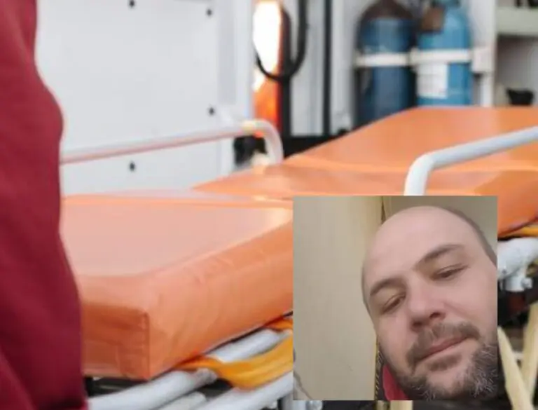 Non lo vedono da ore, lo trovano morto in casa