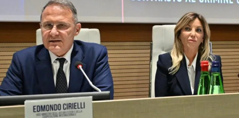 Pignetti inaugura comitato elettorale: “Da qui parte un percorso che unisce tutta la provincia”