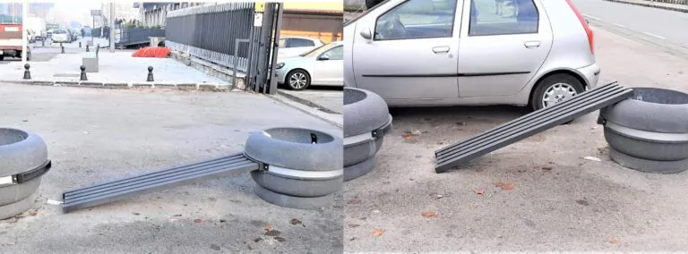 Vandalismo: distruggono la panchina nei pressi dell’ospedale