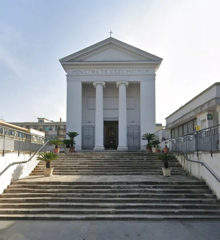 Muore giovane madre di famiglia, città in lutto per Luisa