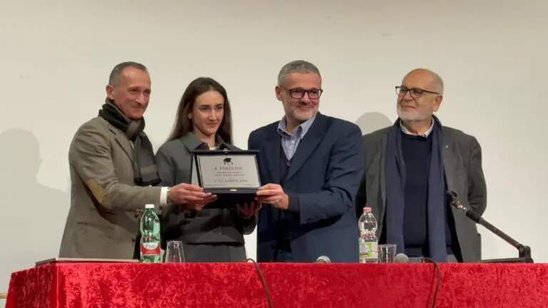 Dottoressa casertana protagonista al Premio di Laurea “Dott. Mario Corvino”