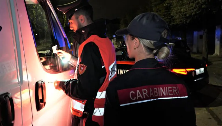 Coca e crack, beccato dopo doppia perquisizione