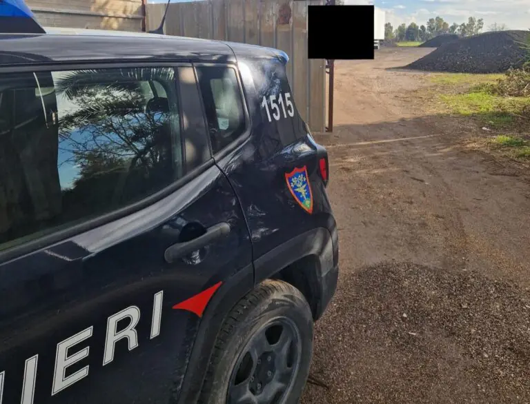 Lavori abusivi su fondo agricolo, blitz dei militari