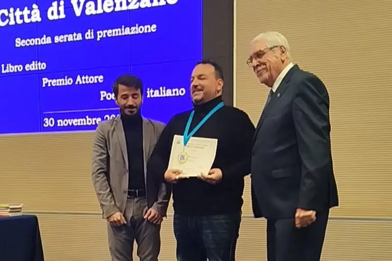 Laperuta conquista la giuria popolare al Premio “Città di Valenzano”