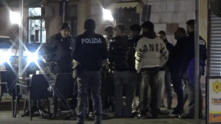 Malori e ragazzini ubriachi, caos al brindisi della Vigilia
